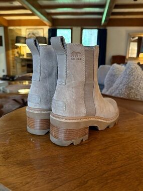 Sorel Women's Suede Chelsea Heeled Boots in Taupe